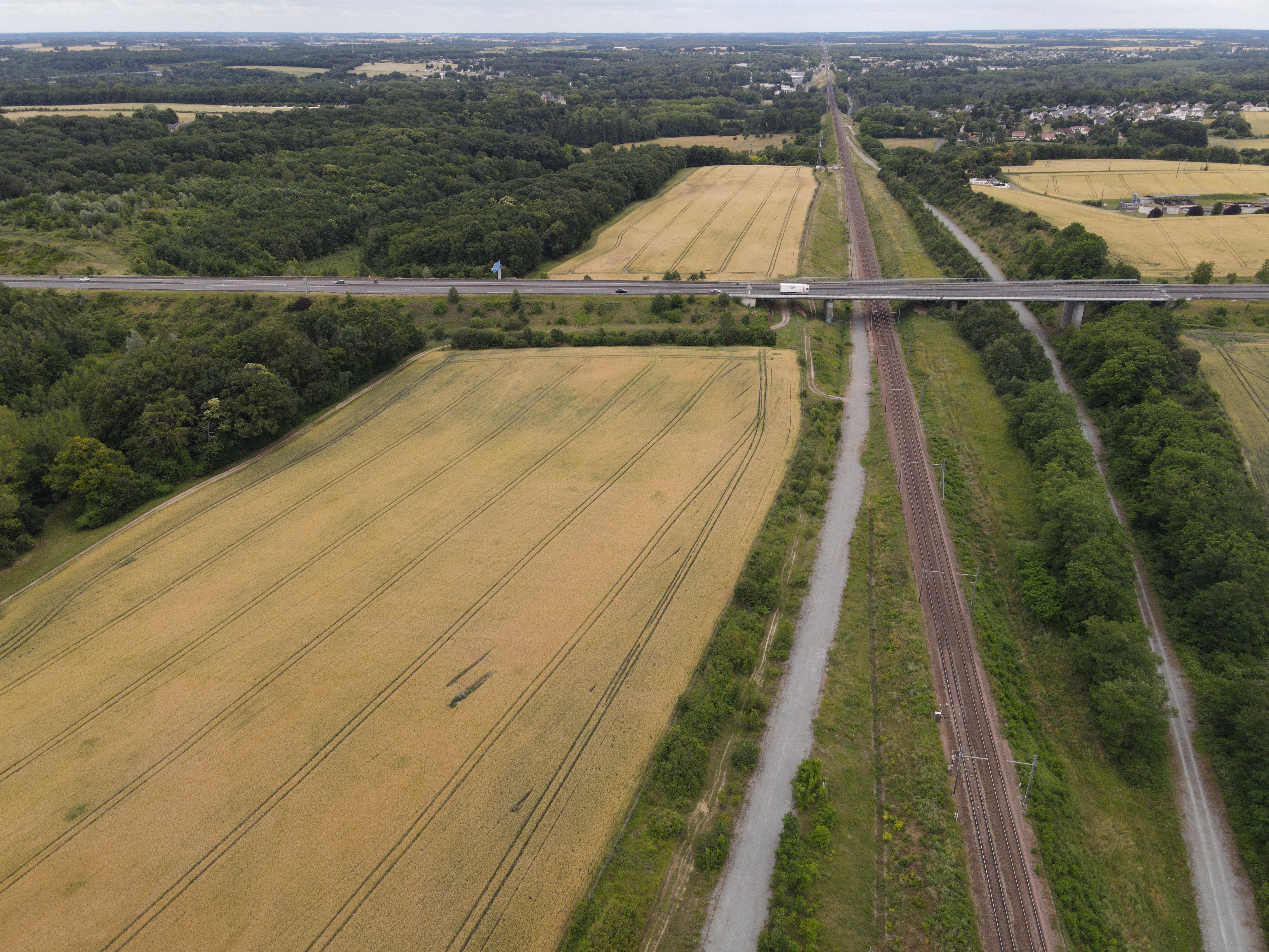 Vue drone du secteur alternatif dans le prolongement de la D127.